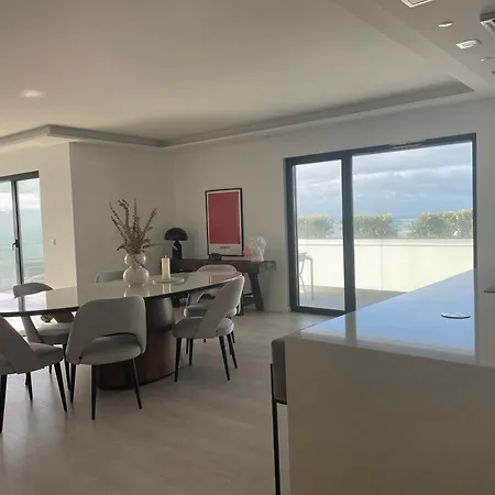 Ocean View Апартаменты *